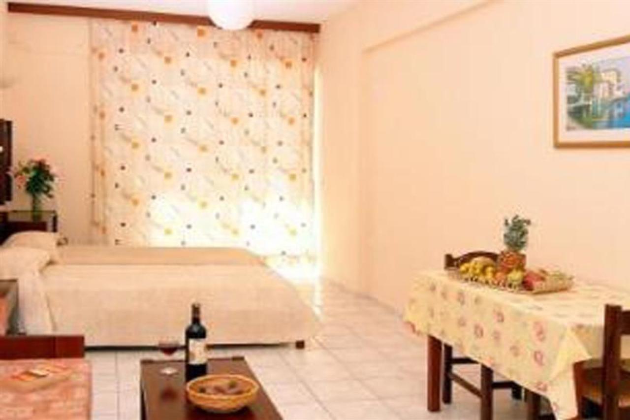 Danaos Beach Apartments Σφάκα Εξωτερικό φωτογραφία